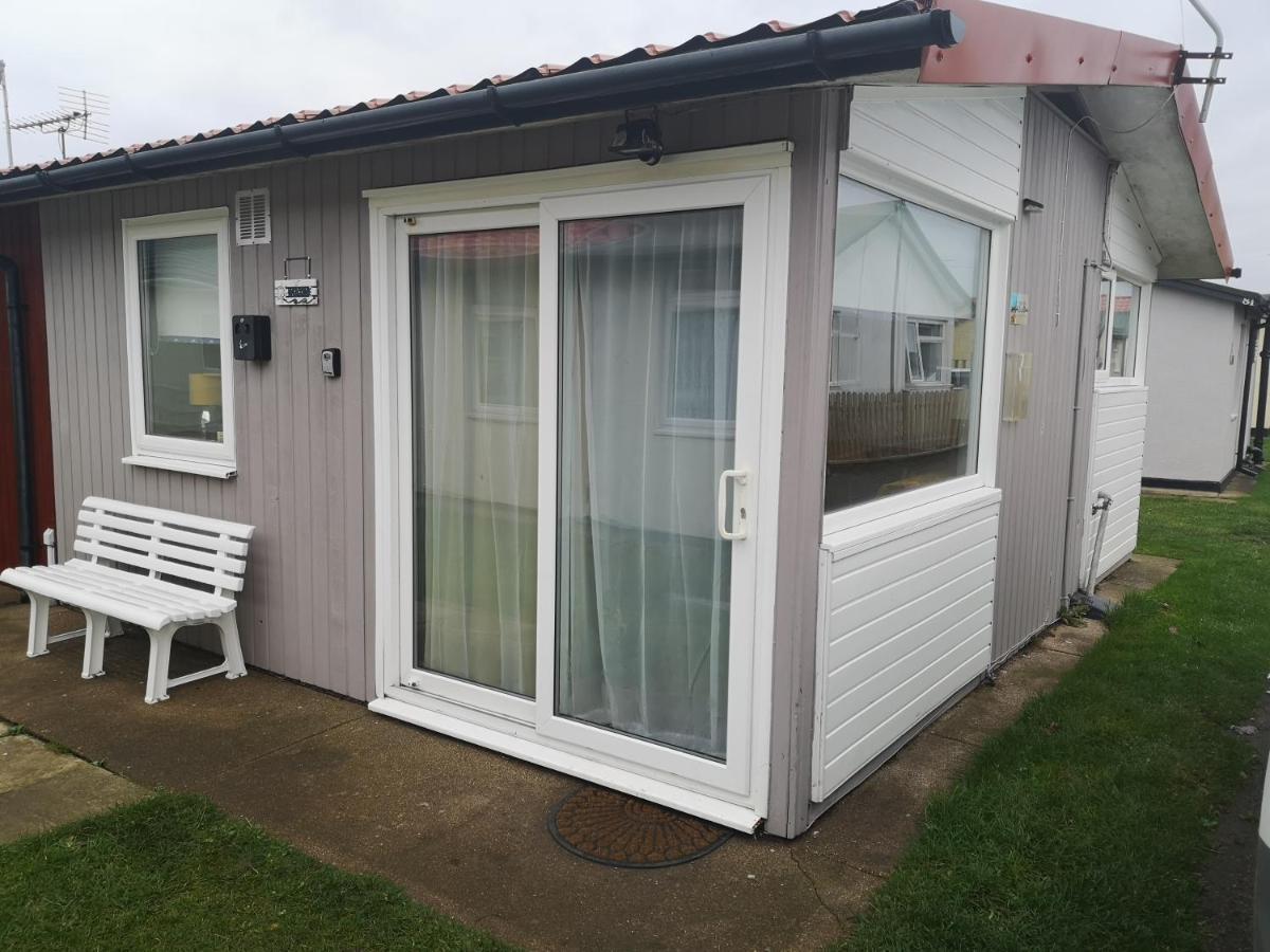 Savannah-By-The-Sea Bridlington Exterior photo